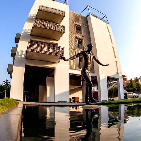 Holiday Inn & Suites Bengaluru Whitefield エクステリア 写真
