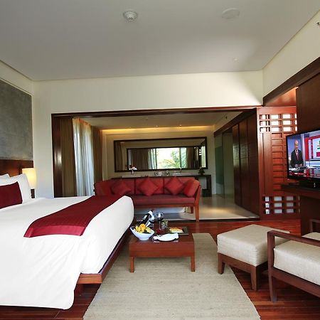 Holiday Inn & Suites Bengaluru Whitefield エクステリア 写真