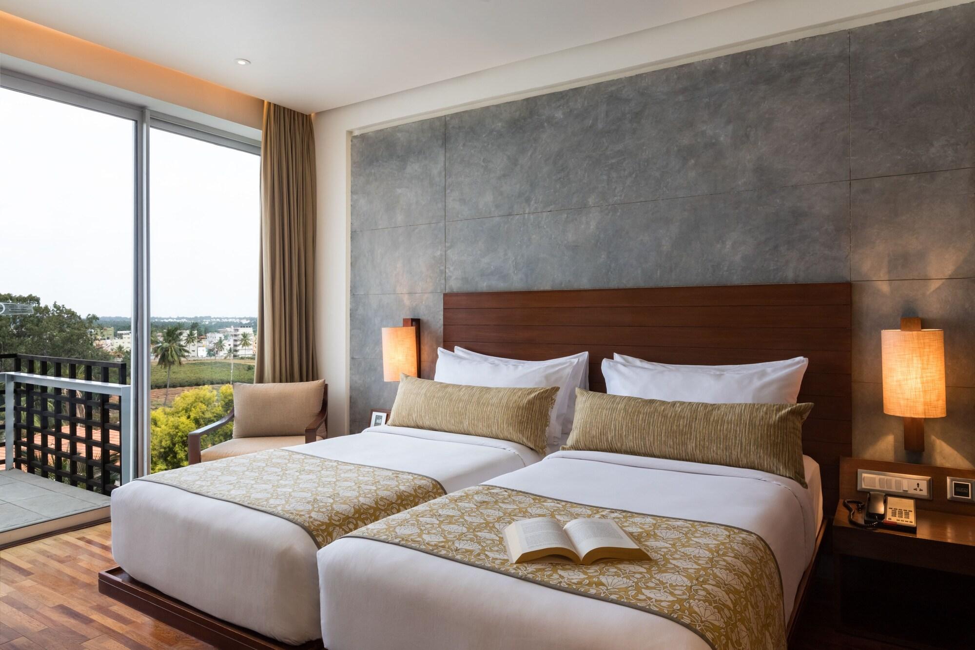 Holiday Inn & Suites Bengaluru Whitefield エクステリア 写真