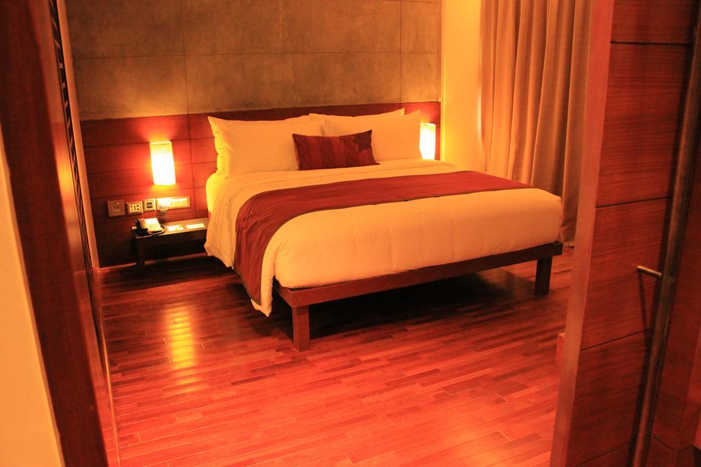 Holiday Inn & Suites Bengaluru Whitefield エクステリア 写真