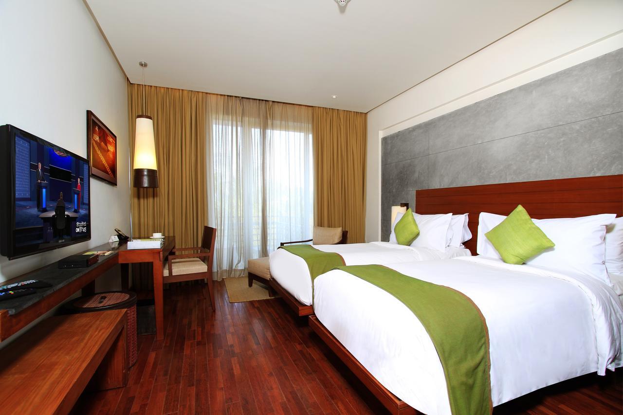 Holiday Inn & Suites Bengaluru Whitefield エクステリア 写真